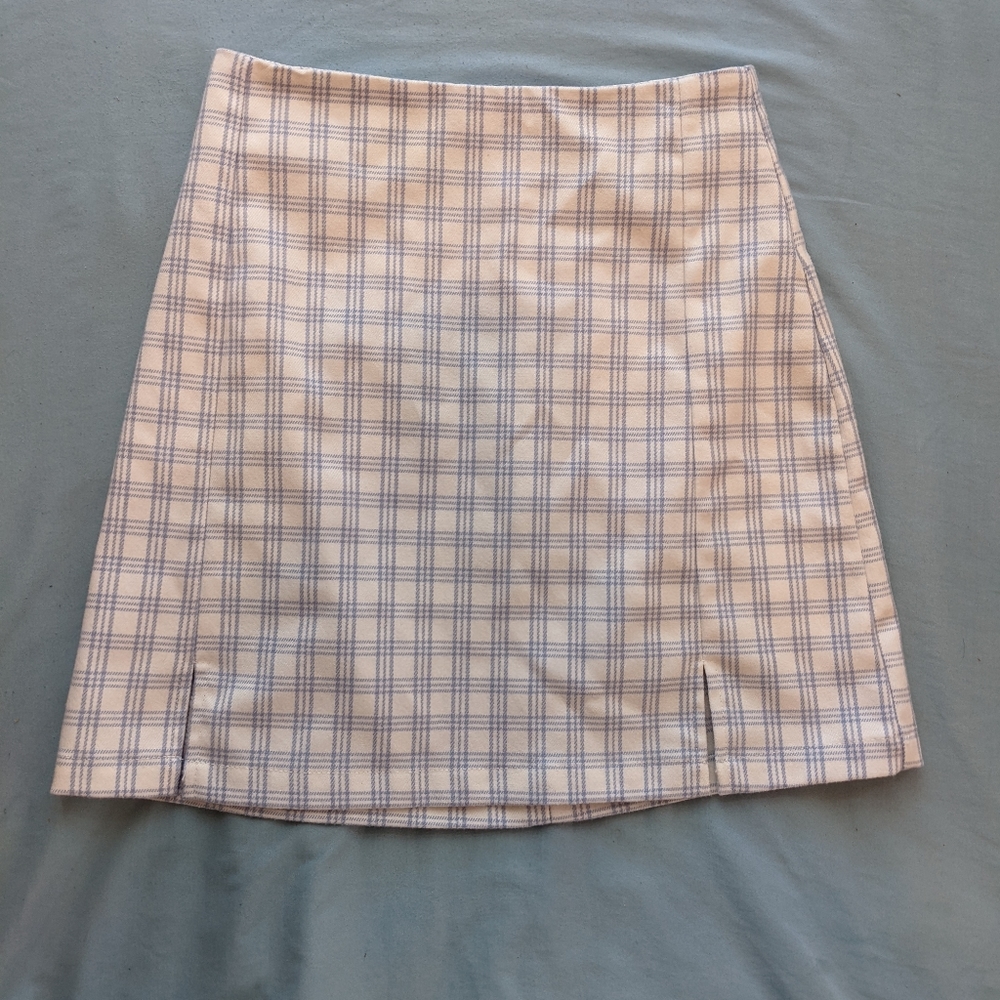 Brandy Melville mini skirt